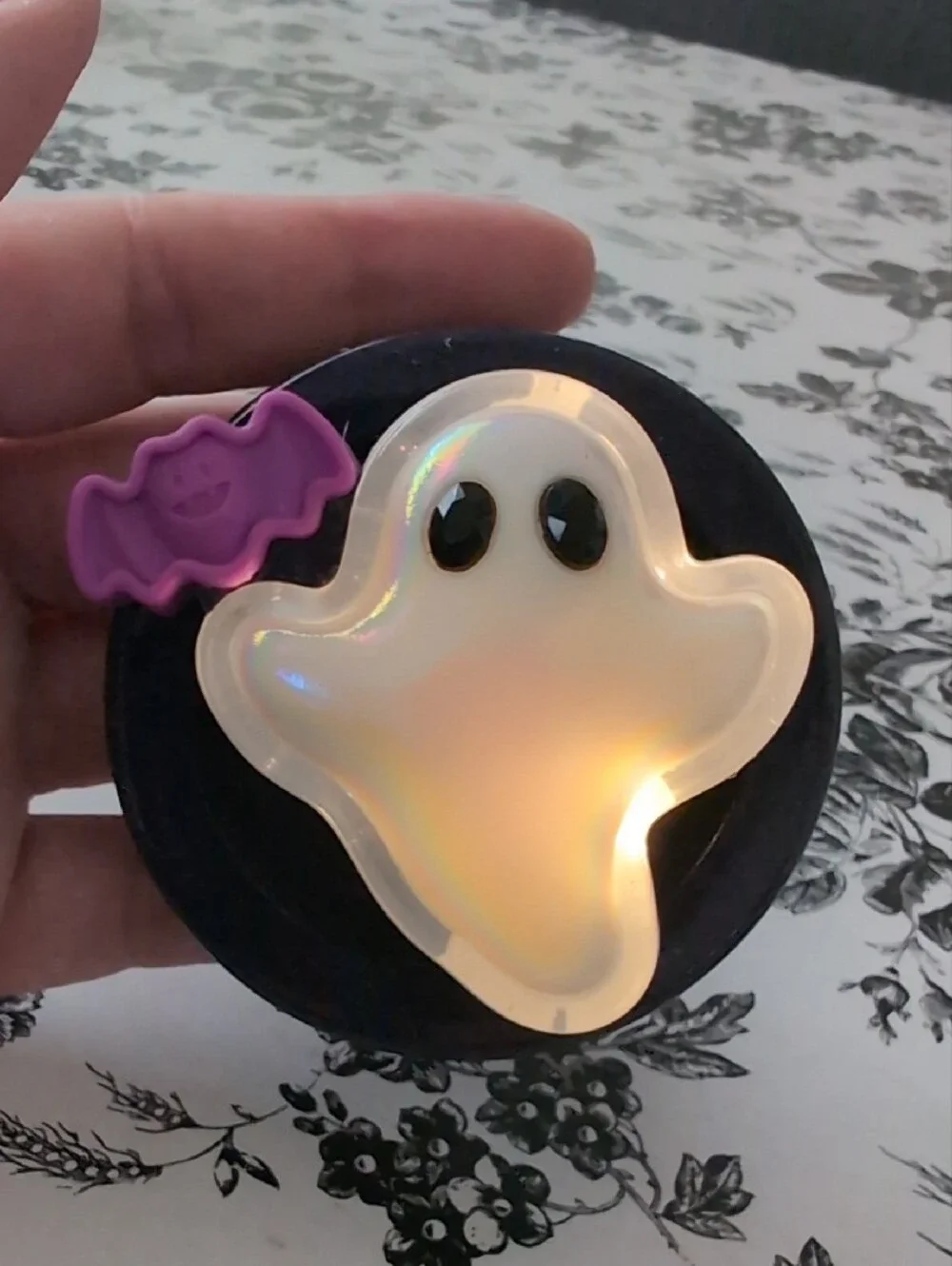 Bath & Body Works Cute Ghost Car Freshener Holder - Picture 4 of 4